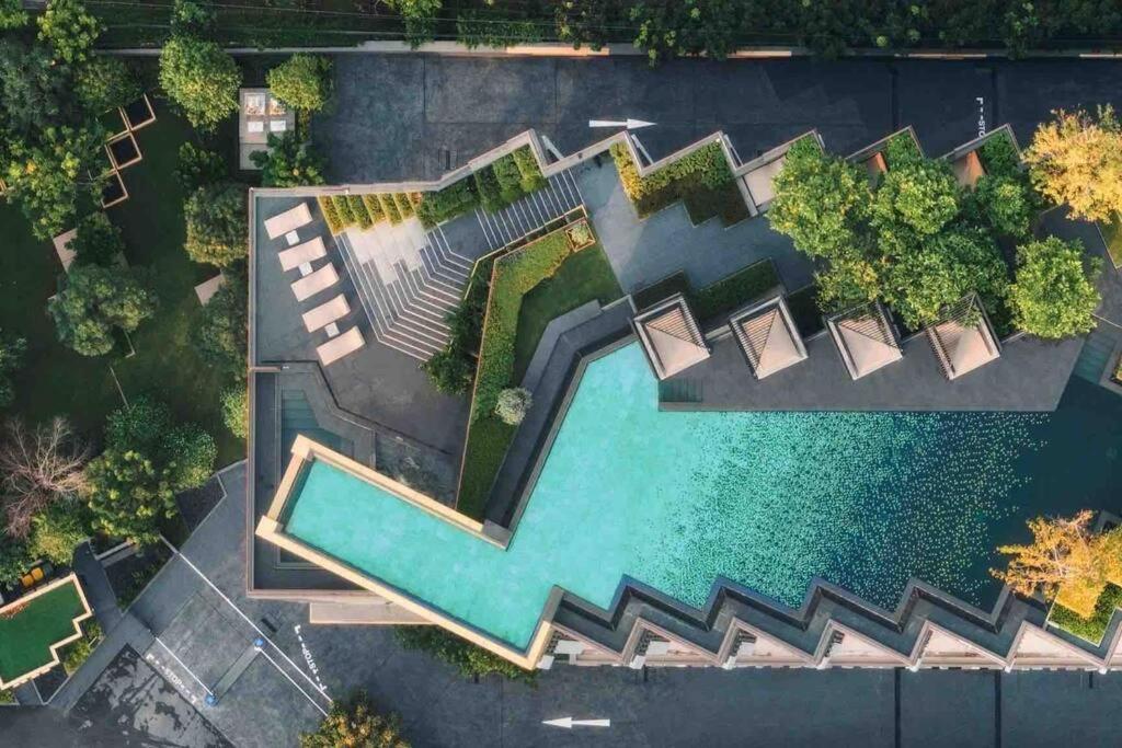 Edge Bj Apartemen *
